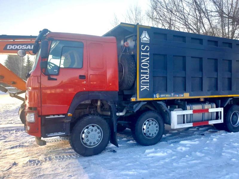 35-кубовый HOWO 8x4 для кемеровского заказчика